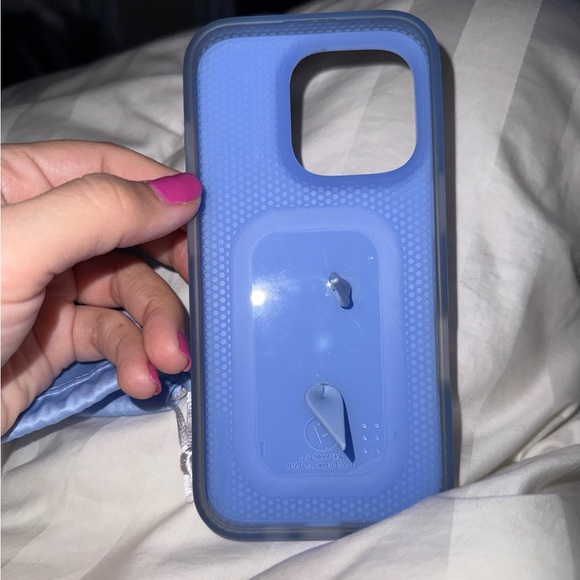 Loopy case - Picture 4 of 4